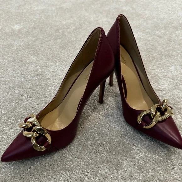 Michael Kors Burgundy Heels with Gold Chain - Picture 2 of 5
